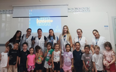 Brincando nas Férias: tardes em que o aprendizado está no ser criança